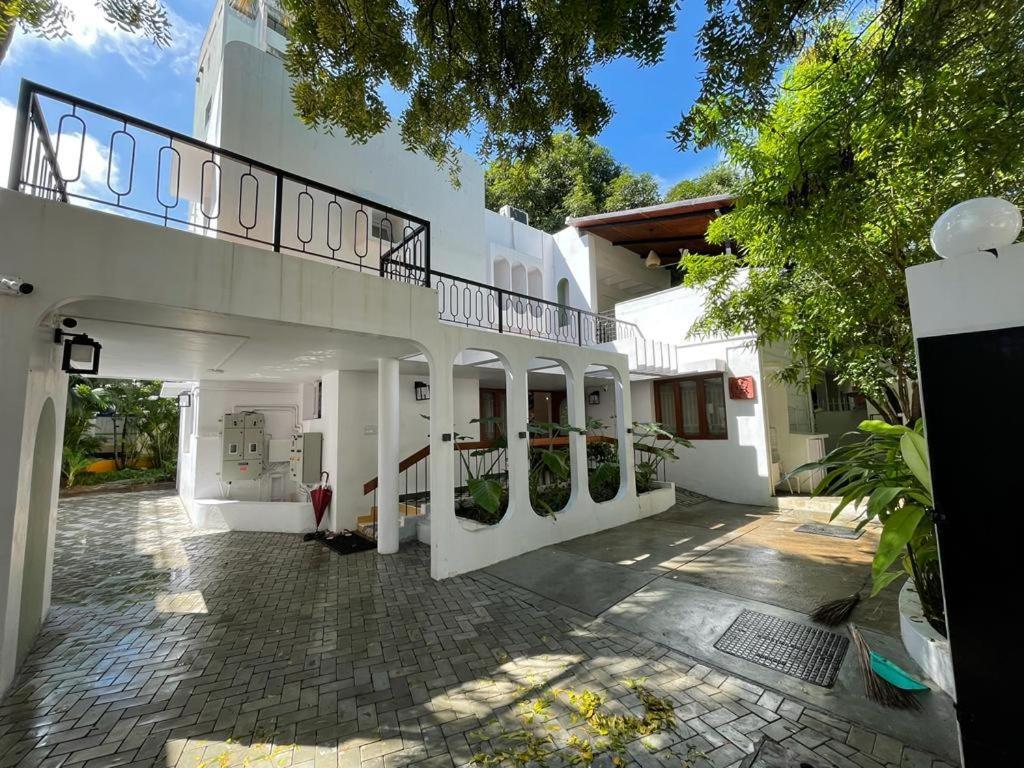 Hanu Reddy Residences - Nawab Habibullah Avenue Ченнаї Екстер'єр фото