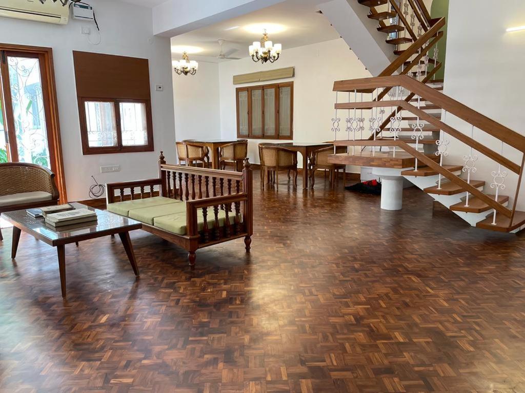 Hanu Reddy Residences - Nawab Habibullah Avenue Ченнаї Екстер'єр фото